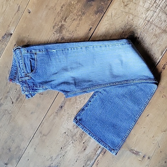 l.e.i. juniors jeans 9. Wide boot/flare bottom - Picture 2 of 7